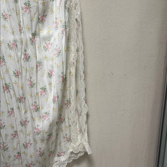Aerie Floral Skirt Set - Cream and Pink - Picture 3 of 5